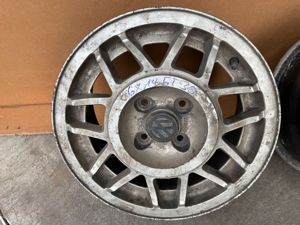 VW Felgen 6X14ET38 LK4X100 aus Werkstattauflösung in Viersen