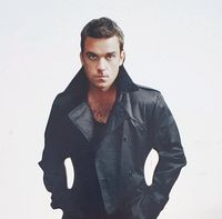 Robbie Williams Aufsteller aus Pappe - Werbeaufsteller Bayern - Deggendorf Vorschau