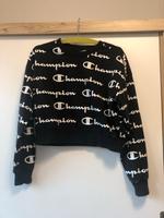kurzer, schwarzer, cropped Sweater, Champion, Gr. S Niedersachsen - Zeven Vorschau
