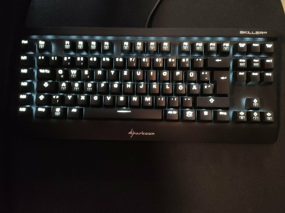 Sharkoon Skiller MECH SGK2 | Braune Switches | Top Zustand in Niedersachsen  - Laatzen | Tastatur & Maus gebraucht kaufen | eBay Kleinanzeigen ist jetzt  Kleinanzeigen