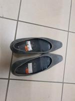 Graue Pumps von ara Gr.  7 (40,5) Essen - Essen-Ruhrhalbinsel Vorschau
