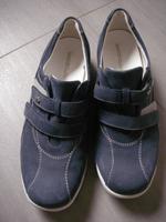 Waldläufer Sneakers Halbschuhe Wechselsohle blau Gr. 6,5 = 39,5 Hessen - Solms Vorschau