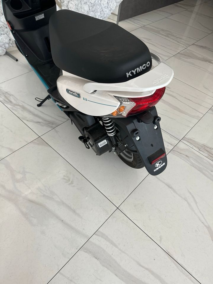 Kymco Candy 3.0 Elektroroller Motorroller Motorad Neuwertig in Oberhausen