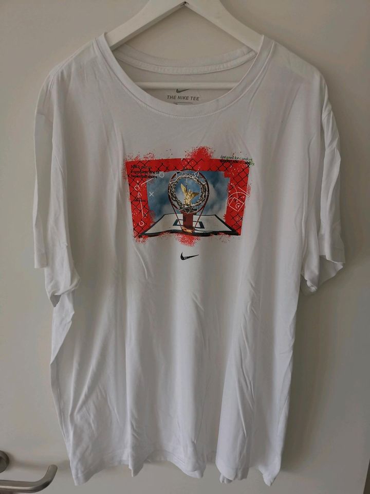 Nike Basketball T-Shirt, Größe 2XL in Hemsbach