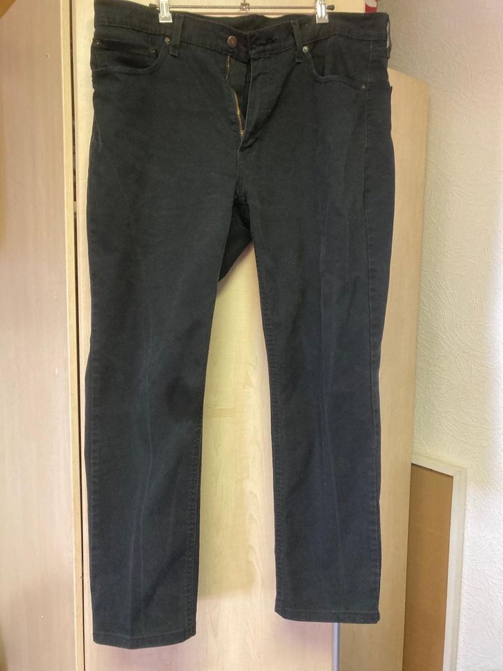 Levi’s jeans schwarz 36/32 in Oftersheim