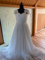 Brautkleid weiß NEU und ungetragen Berlin - Reinickendorf Vorschau