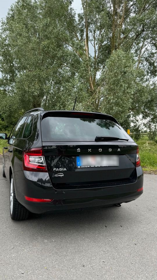 Skoda Fabia Combi Style - Top gepflegter Zweitwagen in Leer (Ostfriesland)