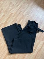 Zara Hose Damen Culotte schwarz Gr. S guter Zustand Hannover - Kirchrode-Bemerode-Wülferode Vorschau