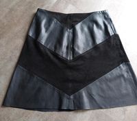 Zara Kunstlederrock Schwarz A-Form XS wie neu! Inkl. Versand Hessen - Bad Nauheim Vorschau