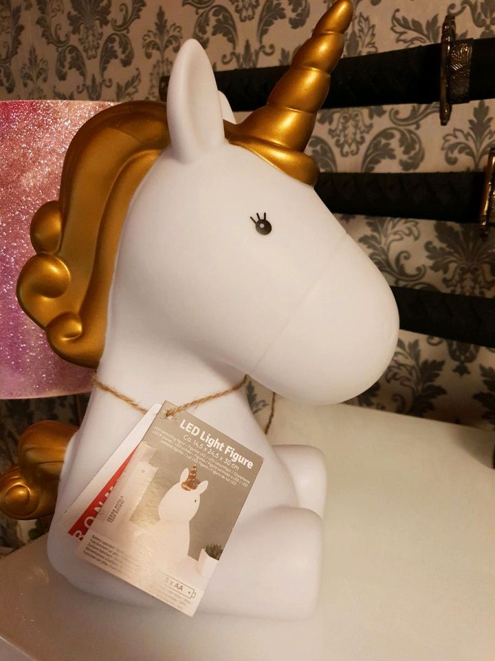 Neu Einhorn mit LED-Beleuchtung  Nachttischlampe & Accessoire in Hamburg