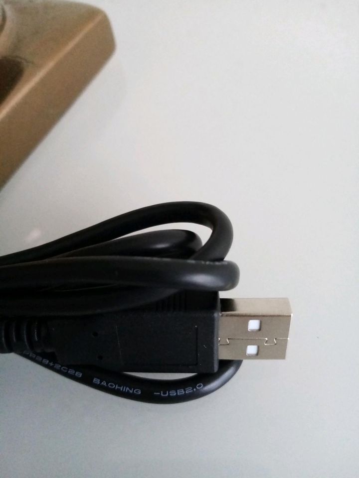 Ein neuer USB-A-Stecker auf A- Buchse Ladegerät in Osnabrück