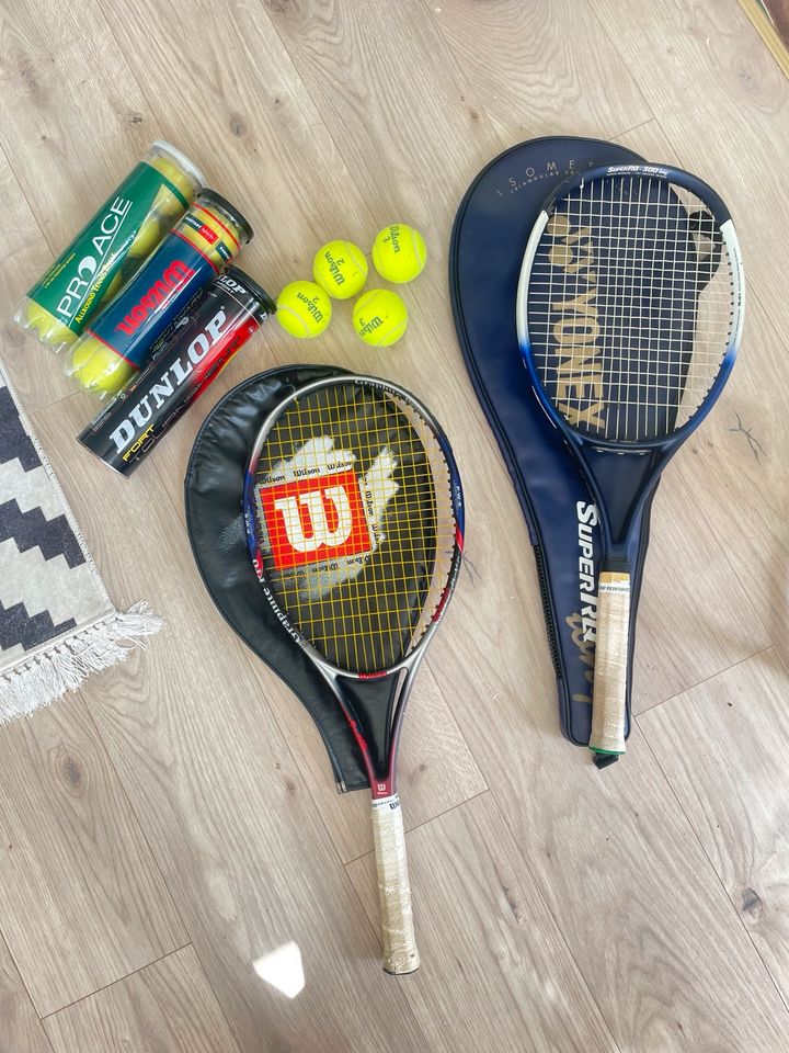 Tennisschläger 2x Wilson verschiedene Modelle inkl. Bälle in Bremen