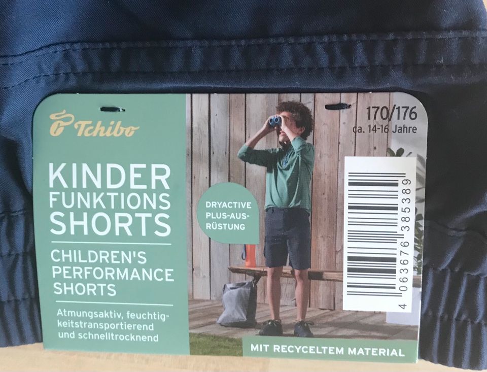 NEUE Funktions-Shorts TCM atmungsaktiv Gr.170/176 Jungen in Bramsche