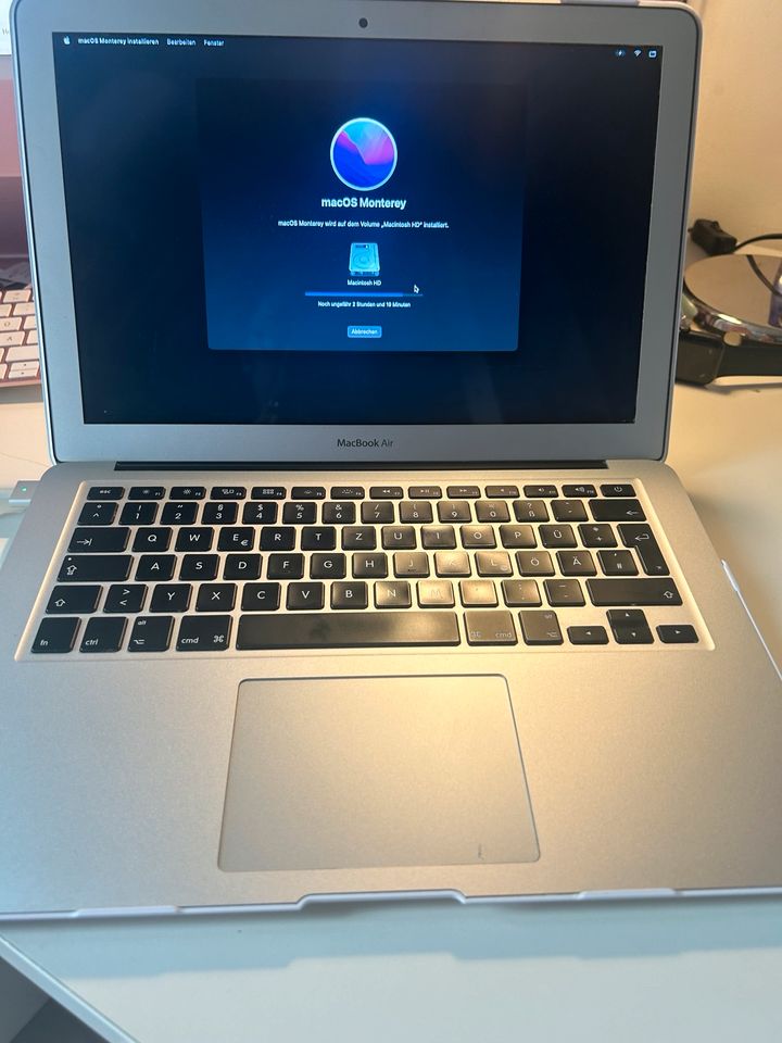 Macbook Air mid 2017, 128 GB Speicher mit extra 256 GB in Potsdam