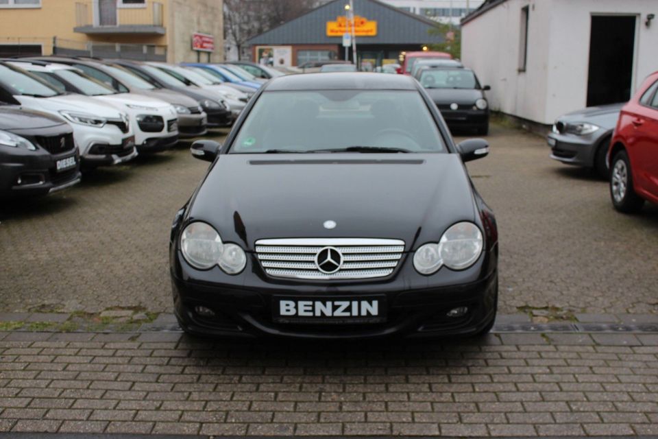 Mercedes-Benz C 200 Sportcoupe Kompressor/Navi/Leder/ in Duisburg