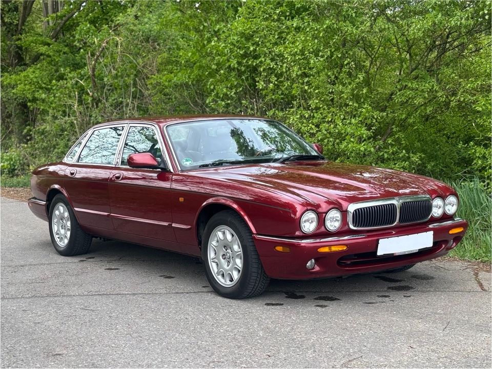                     Jaguar XJ8 X308 Executive 3,2l