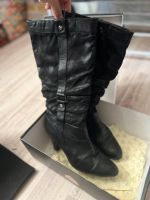 Hohe Stiefel mit Absatz Gr. 40 Damenstiefel Brandenburg - Selbelang Vorschau