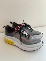 Nike WMNS Air Max Dia SE QS Sneaker schwarz orange 42,5 UK 8 Nordrhein-Westfalen - Hagen Vorschau
