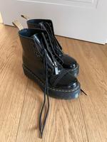 NEU Dr. Martens Sinclair Vegan Plateaustiefel in Schwarz Hessen - Kassel Vorschau