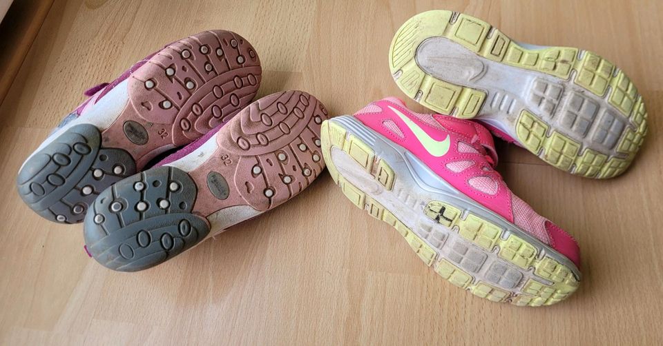 Set Mädchen Schuhe Superfit- Nike Pink in Bad Soden am Taunus