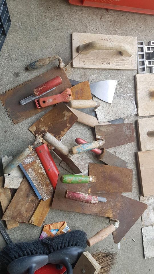 Werkzeug alt in Altdorf