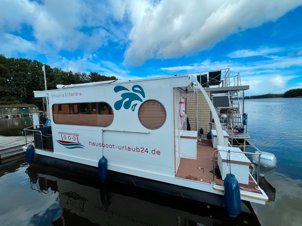 Urlaub Hausboot mieten führerscheinfrei Berlin Müritz Brandenburg in Berlin