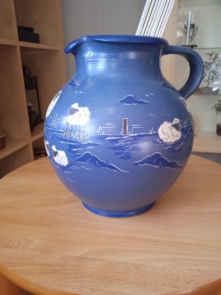 Handgefertigte Bodenvase in Schwedeneck