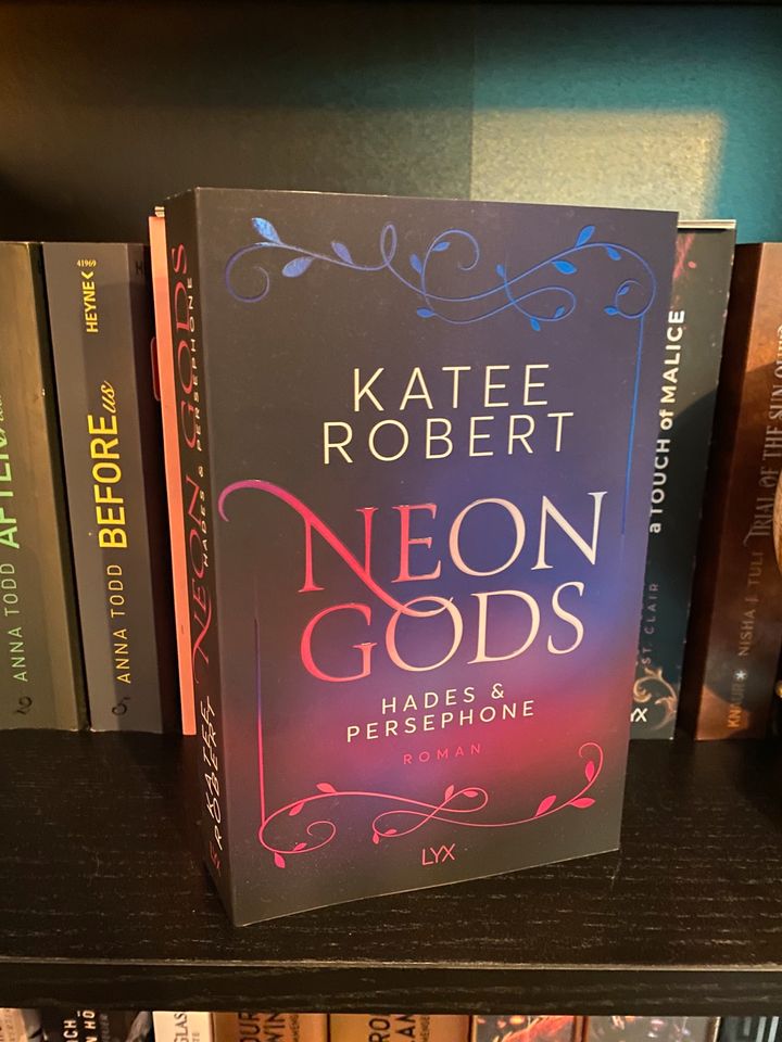 Katee Robert - Neon Gods in Duisburg