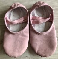 Gymnastikschuhe (z.B. für das erste Ballett) Gr. 28 Niedersachsen - Emden Vorschau