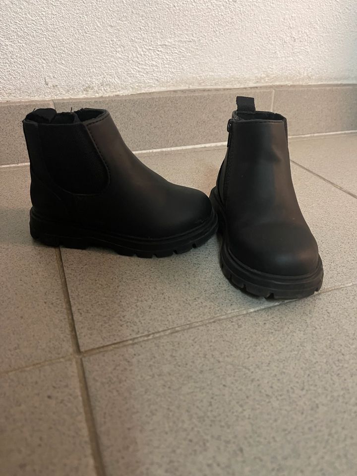 Kinder Boots Zara in Duisburg