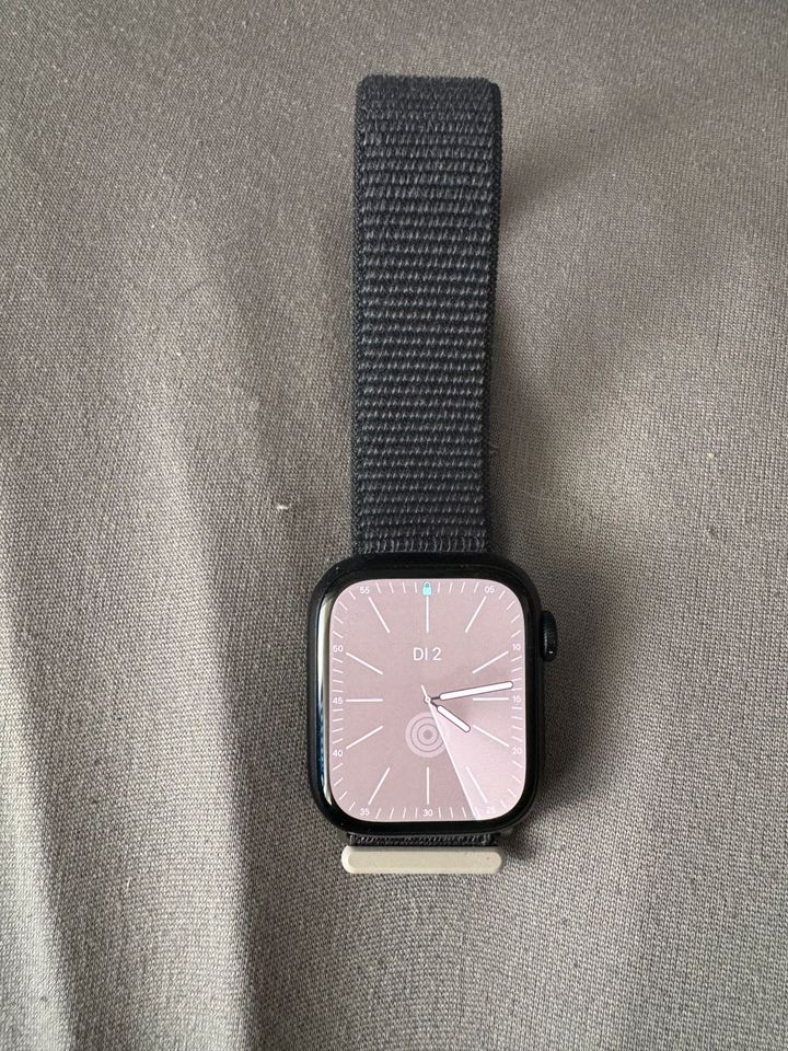 Apple Watch Series 9 41mm in Lehrensteinsfeld