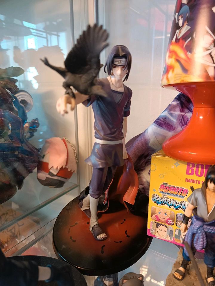 Itachi Uchiha Figur / Naruto in Berlin