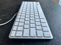 Apple QWERTZ Tastatur A1242 USB A Anschluss Frankfurt am Main - Sachsenhausen Vorschau