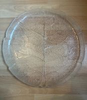 Schale, Teller Glas, Blattmuster, 32,cm groß Nordrhein-Westfalen - Wermelskirchen Vorschau