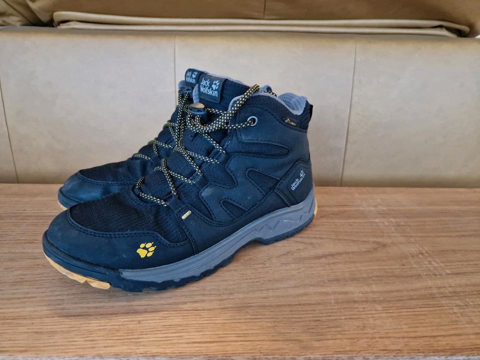 Jack wolfskin Kinder outdoor Wandern Schuhe Stiefel Gr 38 Schnee in Kleinblittersdorf