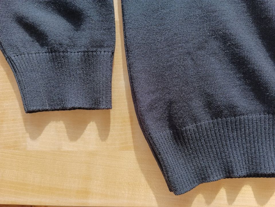 ⚠️ Woll STRICKJACKE neu, Herr., Gr.48, Ökotex, d. blau, Rückn. in Idstein