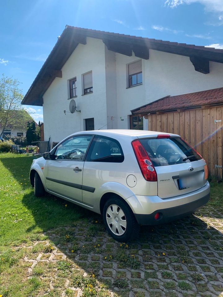 Ford Fiesta 2005 / Kleinwagen in Kaufbeuren