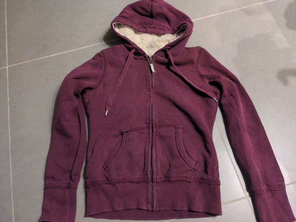 H&M XS 152 158 Sweatjacke gefüttert Jacke Pullover Kuscheljacke in Hohenpeißenberg