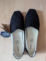 Toms Slipper schwarz Gr. 42 (w10) Ballerinas Neu! Nordrhein-Westfalen - Remscheid Vorschau