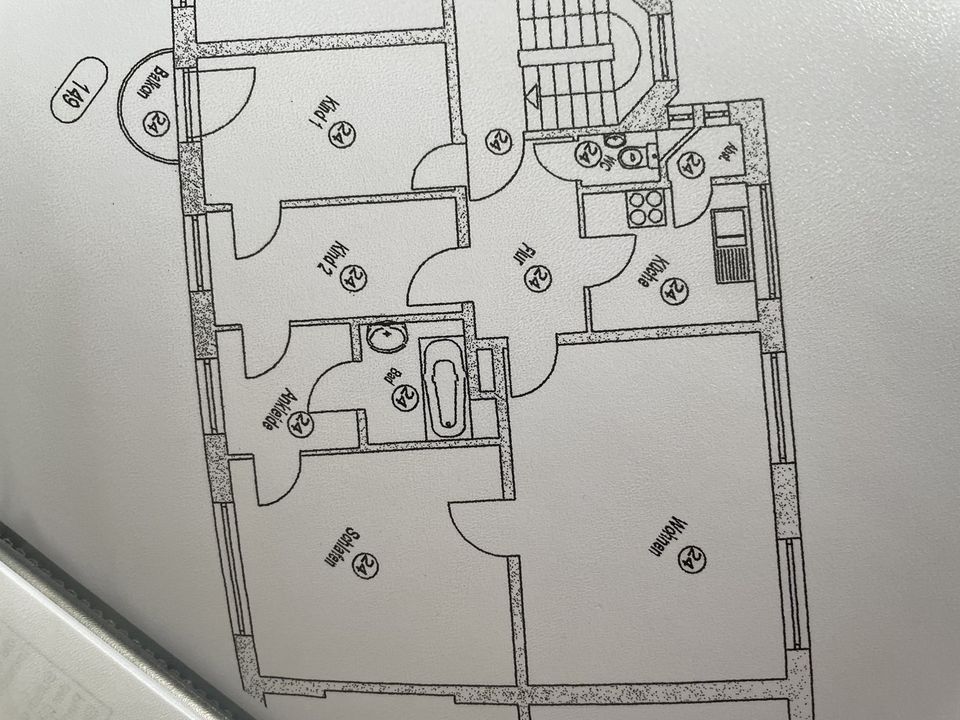 Provisionsfreie 3-Zimmerwohnung mit Ausblick, Küche und Möblierung in Stuttgart