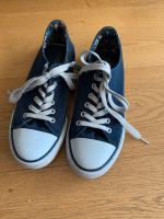 Chucks Turnschuhe blau Gr 38 TOP München - Trudering-Riem Vorschau