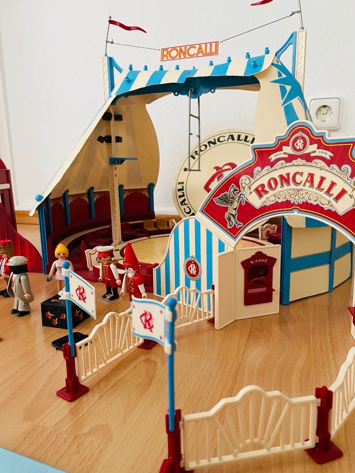 PLAYMOBIL 9040 & 9044 - Roncalli Circus Zirkus mit Pferdedressur in Frankfurt am Main