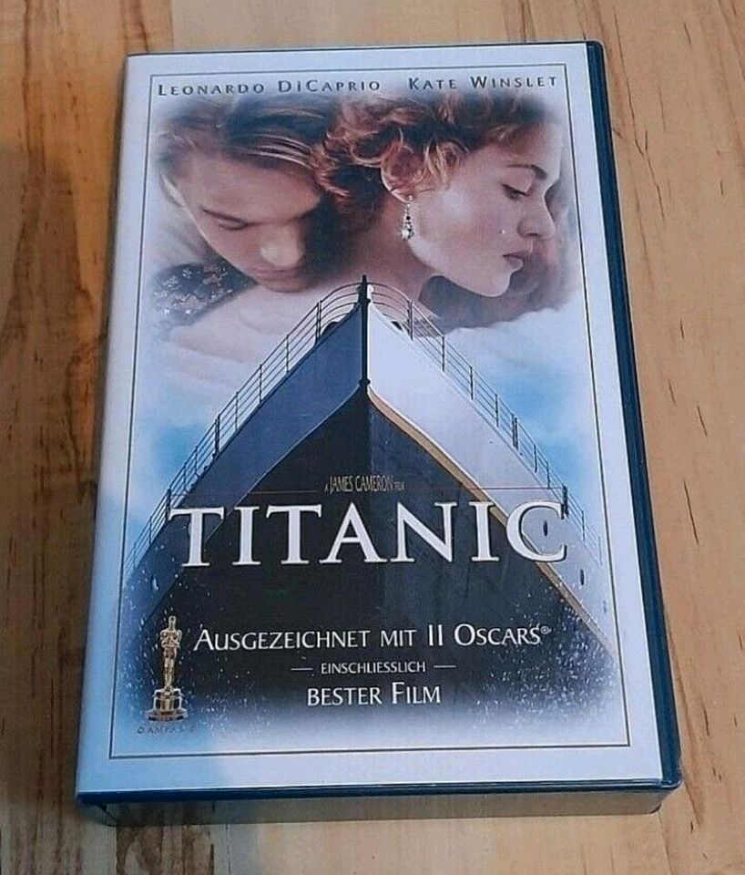 TITANIC Leonardo Di Caprio Soundtrack Filmbuch Video in St Gangloff