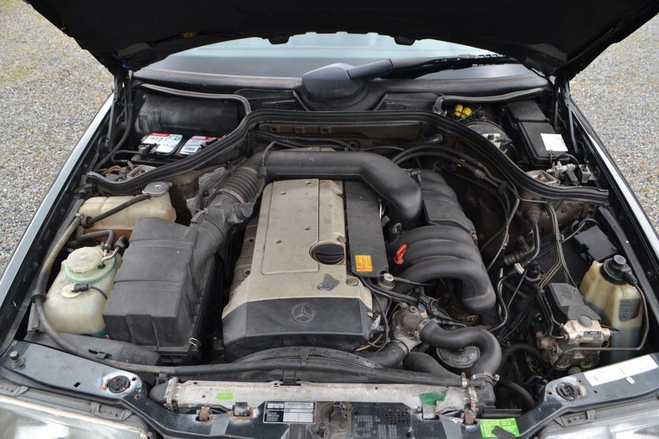 Mercedes-Benz E 280 Automatik/Leder/Klimaautom./AHK/7 Sitzer in Gelsenkirchen