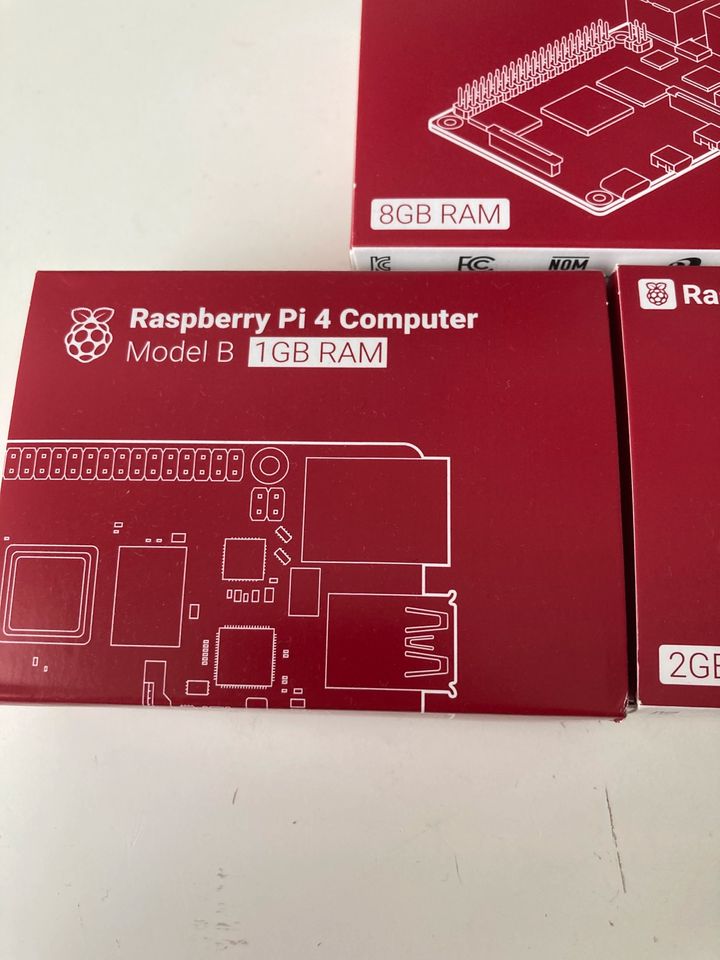 Raspberry Pi4 1GB / 2Gb / 8GB Neu OVP mehrere Vorhanden in Hamburg