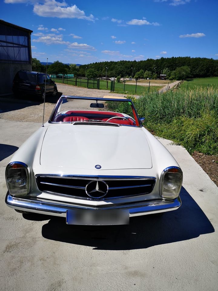 Mercedes 230 SL Pagode W113 in Gevelsberg