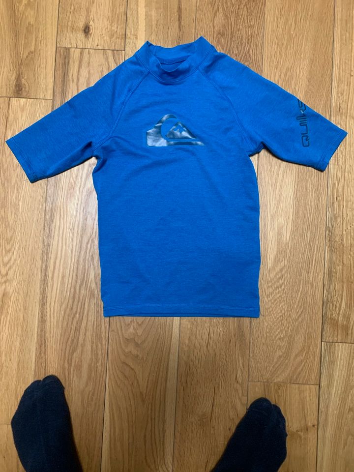 Neu UV 50+Shirt Kinder Quiksilver Gr. XS in Fürstenfeldbruck