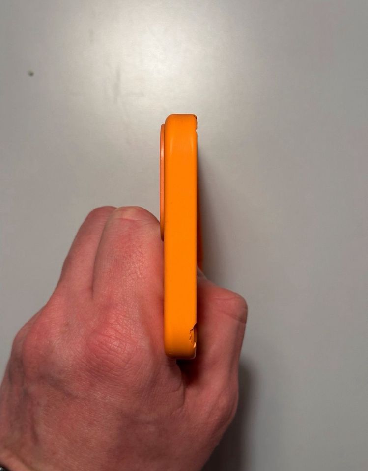 Apple iPhone 12 Pro Max Silicon Case Silikon Hülle Orange Kumquat in Witten
