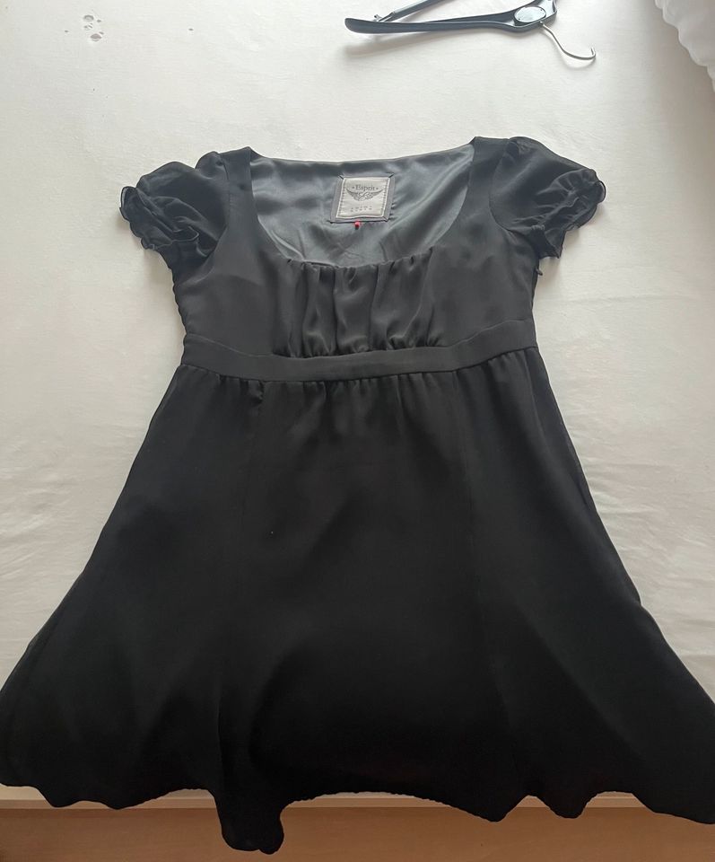 NEU Esprit festliches Chiffonkleid Feminines Gr 34 in Kassel