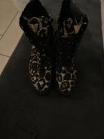 Stiefeletten von Guess im Leoprint Köln - Widdersdorf Vorschau